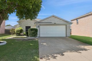 2464 Silverado Trail, Grand Prairie, TX 75052