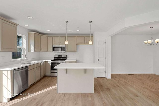 577 SWEET HONEY LN, Mechanicsburg, PA 17055