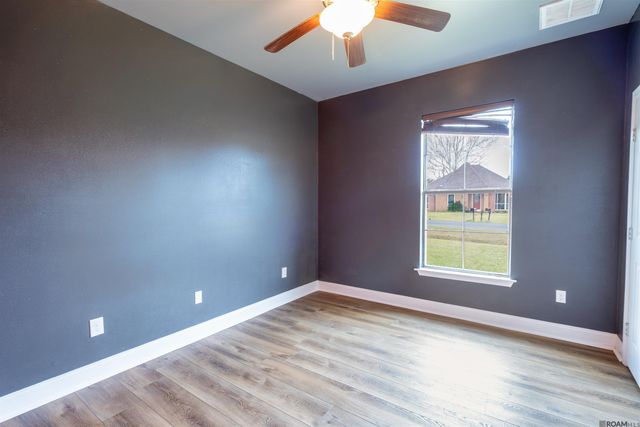 18036 Judith Dr, Zachary, LA 70791