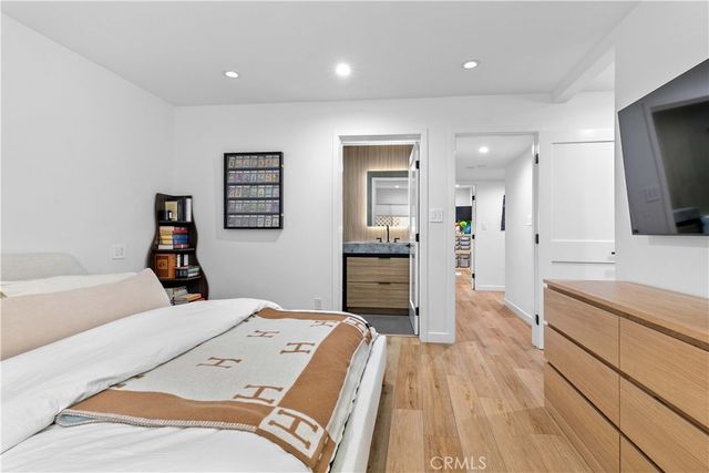 635 E Magnolia B, Burbank, CA 91501