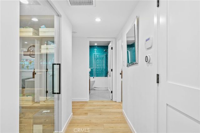 635 E Magnolia B, Burbank, CA 91501