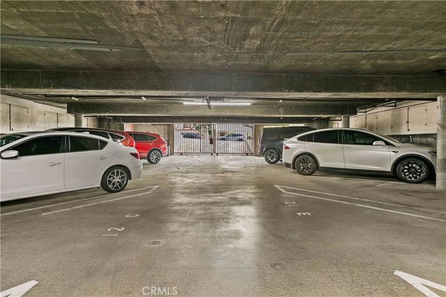 635 E Magnolia B, Burbank, CA 91501