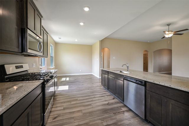 9609 Sierra Grande Drive, Fort Worth, TX 76140