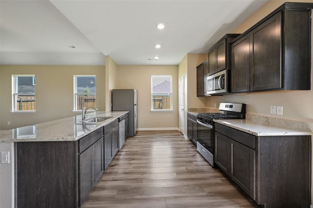9609 Sierra Grande Drive, Fort Worth, TX 76140