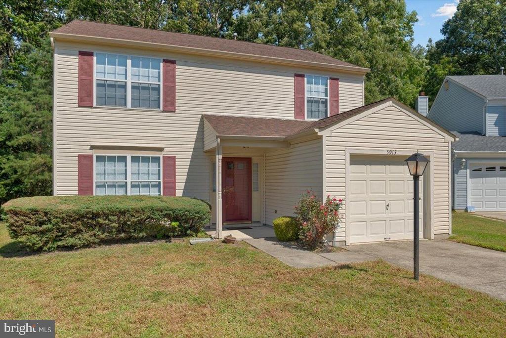 5913 N SUNFISH CT, Waldorf, MD 20603