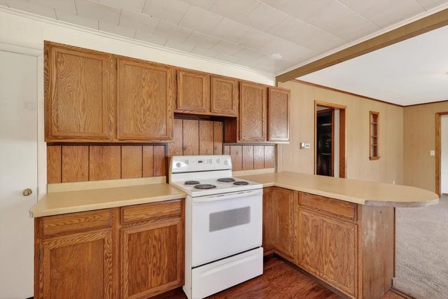 3320 BONOW AVENUE, Wisconsin Rapids, WI 54495