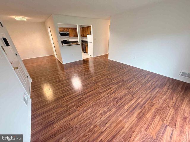 39 RICKARD COURT, Lawrenceville, NJ 08648