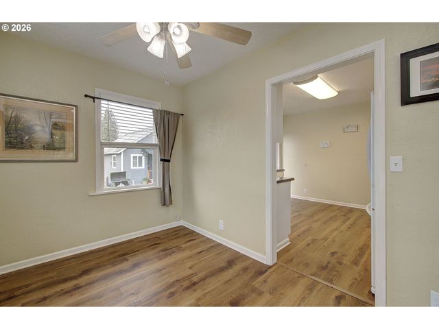 551 19TH Ave, Longview, WA 98632