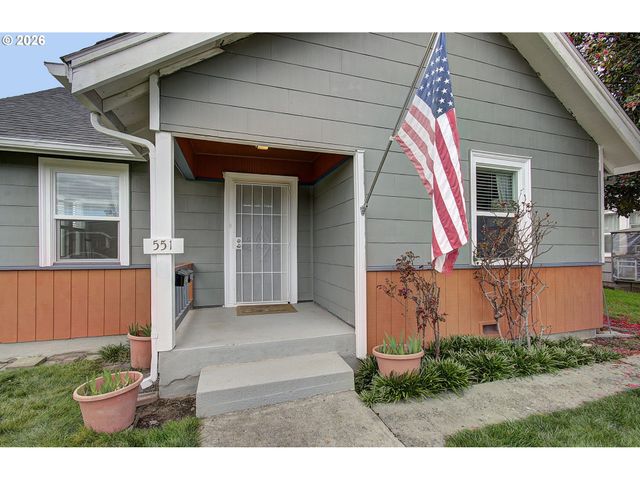 551 19TH Ave, Longview, WA 98632