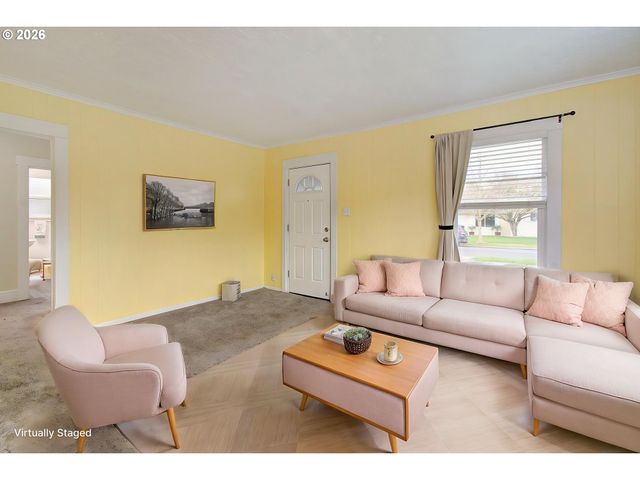 551 19TH Ave, Longview, WA 98632