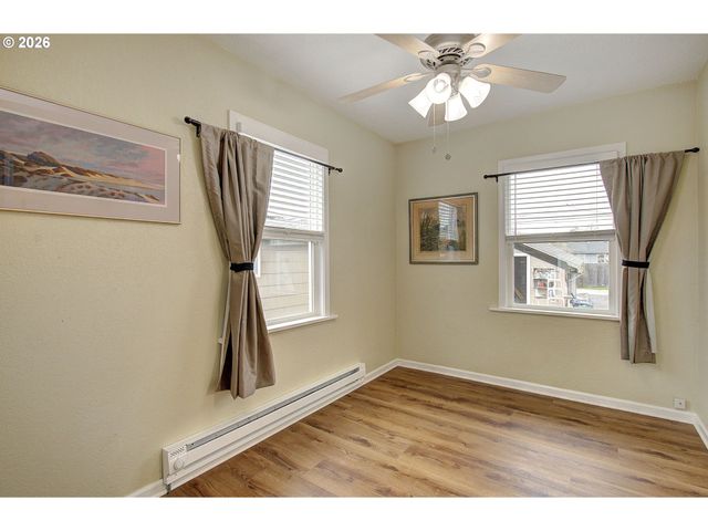 551 19TH Ave, Longview, WA 98632