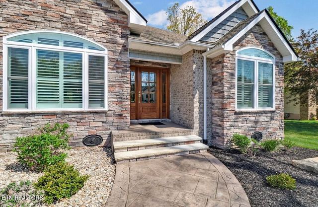 120 Forest View Drive, Crossville, TN 38558