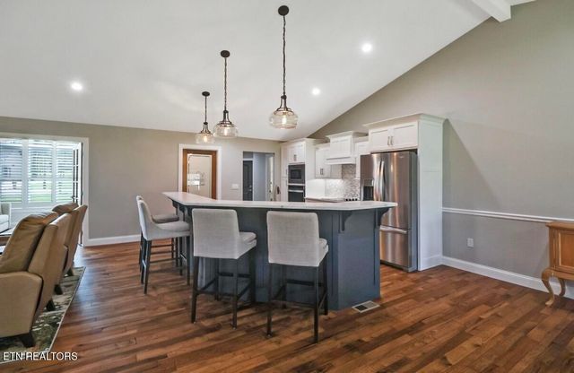 120 Forest View Drive, Crossville, TN 38558