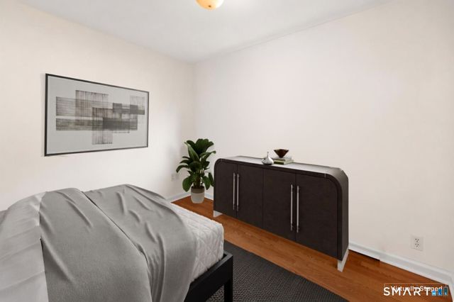 61 Center Drive, Greenwich, CT 06870