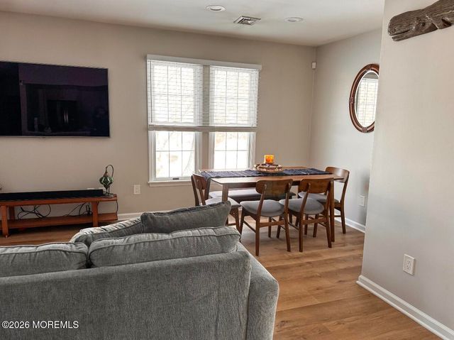 22 Alexandria Way, Basking Ridge, NJ 07920