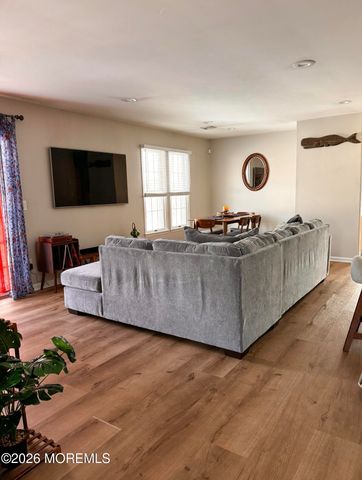 22 Alexandria Way, Basking Ridge, NJ 07920