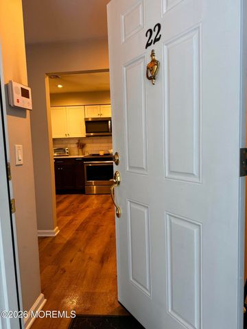 22 Alexandria Way, Basking Ridge, NJ 07920