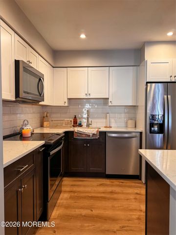 22 Alexandria Way, Basking Ridge, NJ 07920