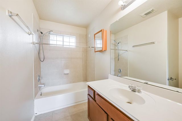 13723 Rural Oak Street, Houston, TX 77034