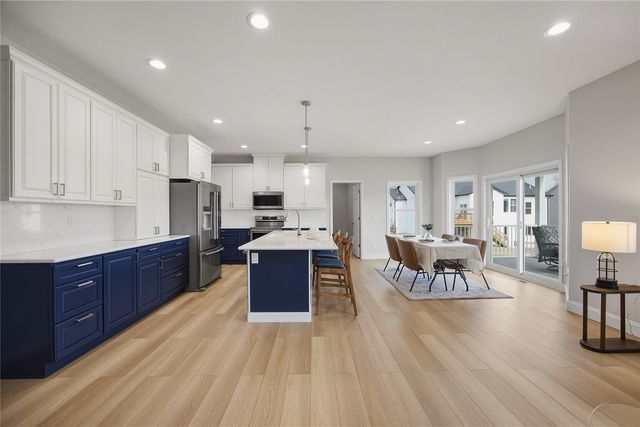 2416 Kestrel Drive SE, Cedar Rapids, IA 52403