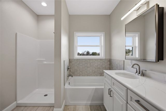 2416 Kestrel Drive SE, Cedar Rapids, IA 52403