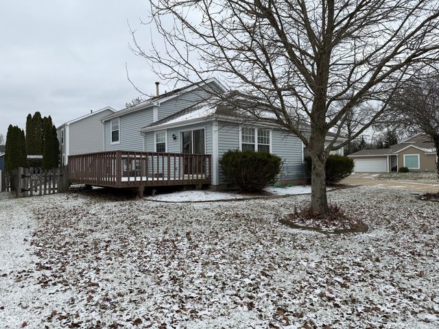 7943 Cardinal Cove W, Indianapolis, IN 46256