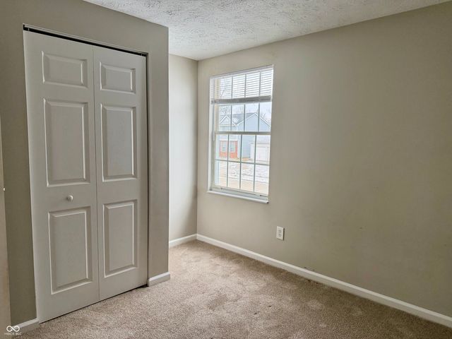 7943 Cardinal Cove W, Indianapolis, IN 46256