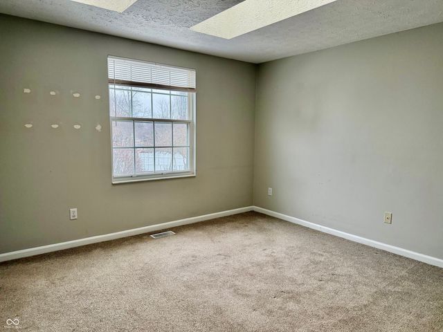 7943 Cardinal Cove W, Indianapolis, IN 46256