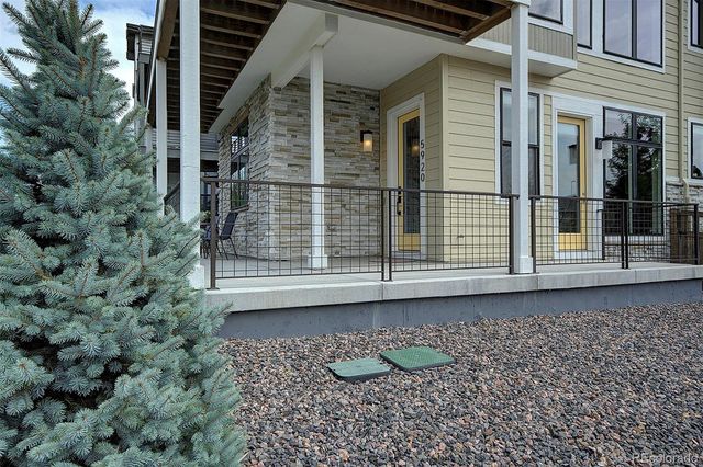 5920 N Perth Street, Aurora, CO 80019