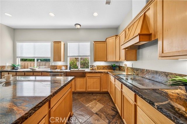 43922 Carentan, Temecula, CA 92592