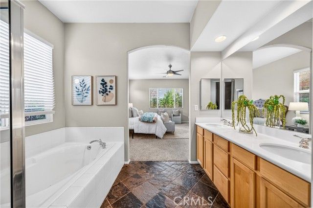 43922 Carentan, Temecula, CA 92592