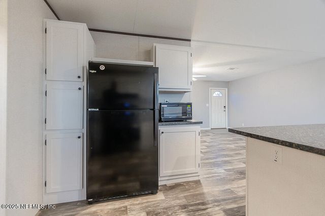 15472 SHARK Road W, Jacksonville, FL 32226