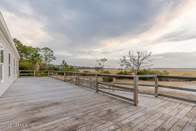 15472 SHARK Road W, Jacksonville, FL 32226