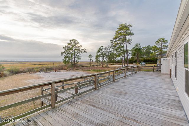 15472 SHARK Road W, Jacksonville, FL 32226