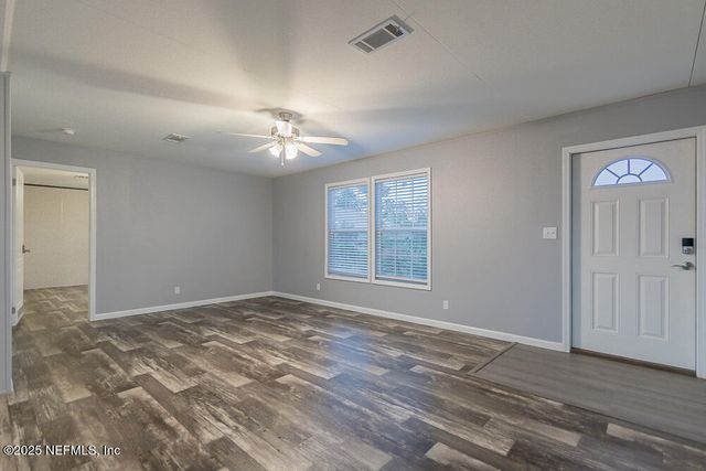 15472 SHARK Road W, Jacksonville, FL 32226