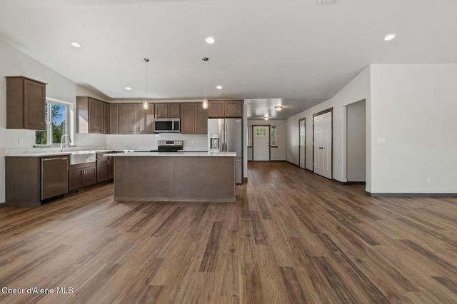 24883 N Old Hwy 95, Athol, ID 83801