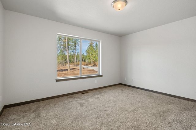 24883 N Old Hwy 95, Athol, ID 83801