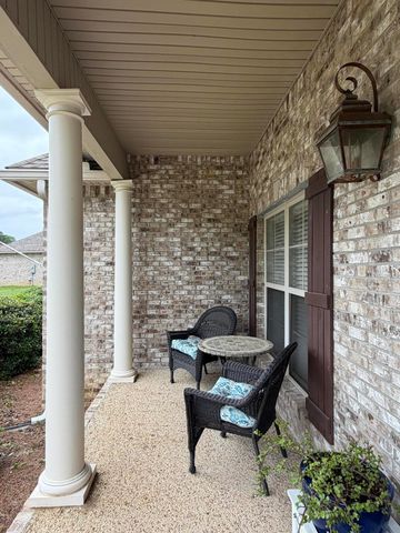 33 Cambrian Ridge, Petal, MS 39465