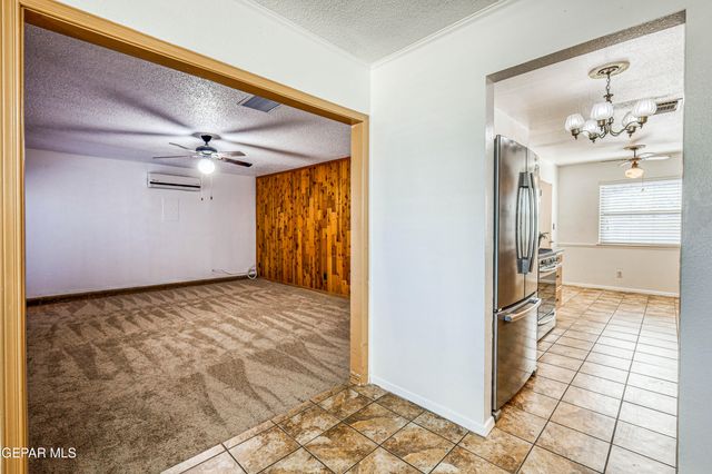 1619 DOUG OLSON Drive, El Paso, TX 79936