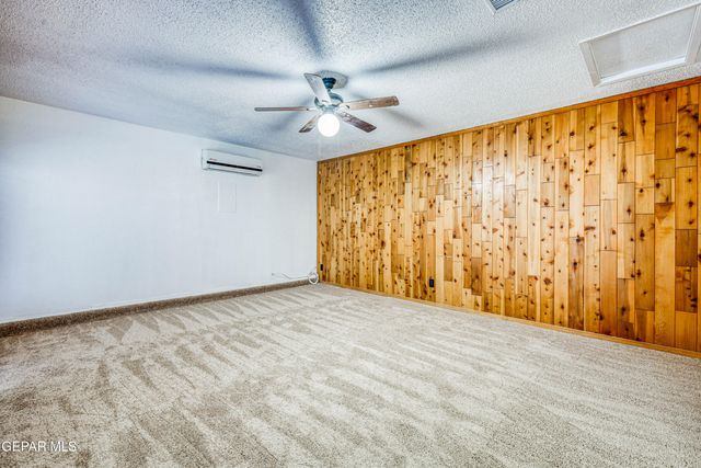 1619 DOUG OLSON Drive, El Paso, TX 79936