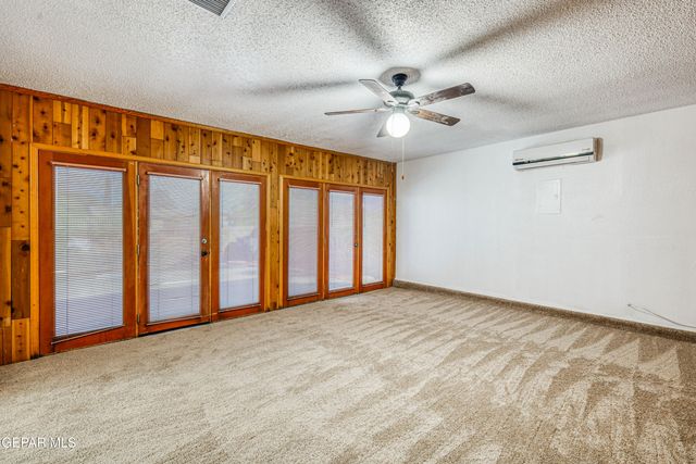 1619 DOUG OLSON Drive, El Paso, TX 79936