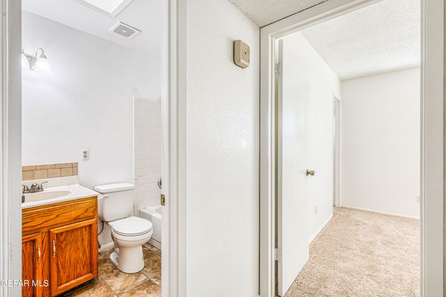 1619 DOUG OLSON Drive, El Paso, TX 79936