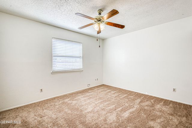 1619 DOUG OLSON Drive, El Paso, TX 79936