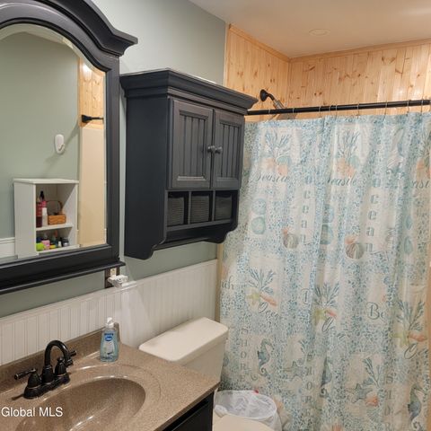 1 Grandview Avenue, North Greenbush, NY 12198