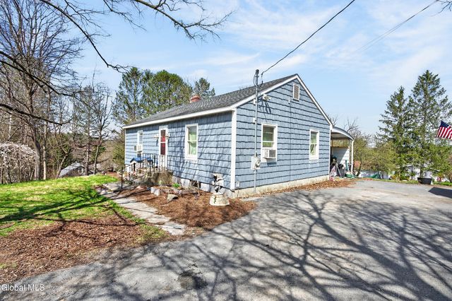 1 Grandview Avenue, North Greenbush, NY 12198