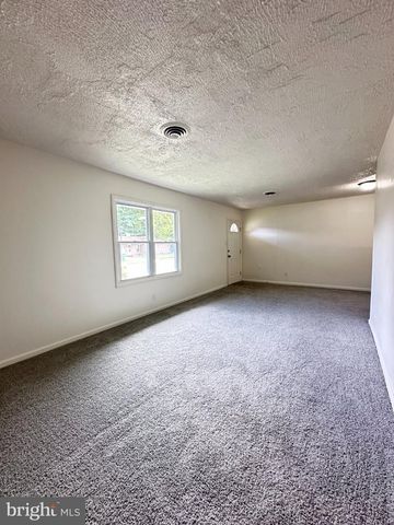 177 N GOVERNORS BLVD, Dover, DE 19901