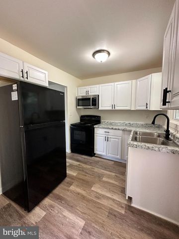 177 N GOVERNORS BLVD, Dover, DE 19901