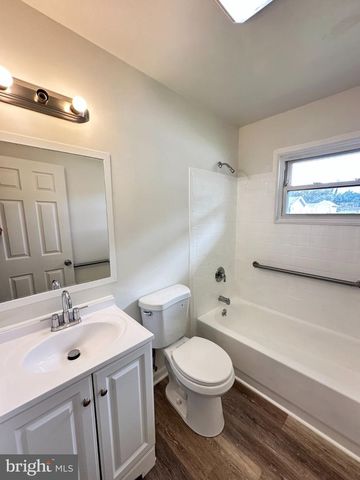 177 N GOVERNORS BLVD, Dover, DE 19901