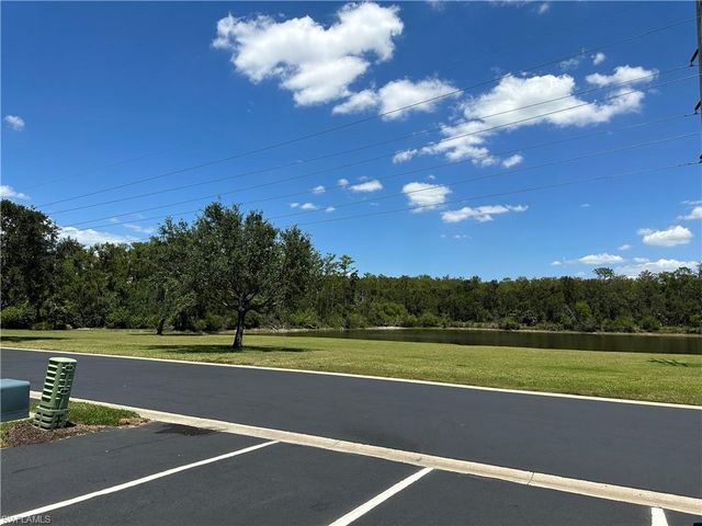 3627 Pine Oak CIR 102, Fort Myers, FL 33916