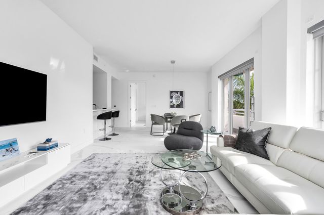 155 E Boca Raton Road 303, Boca Raton, FL 33432